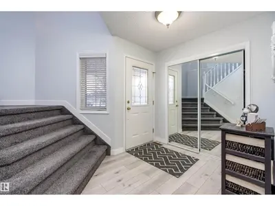 Interior photo 1 of 66 BRIDGEPORT WD