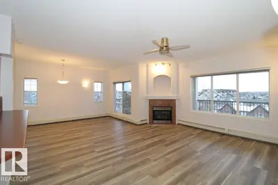 Interior photo 3 of #414 5280 TERWILLEGAR BV NW