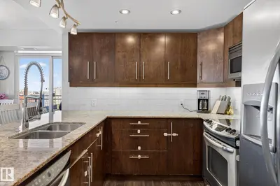 Interior photo 3 of #1404 10046 117 ST NW