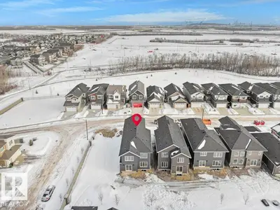 Interior photo 4 of 3328 CHICKADEE DR NW
