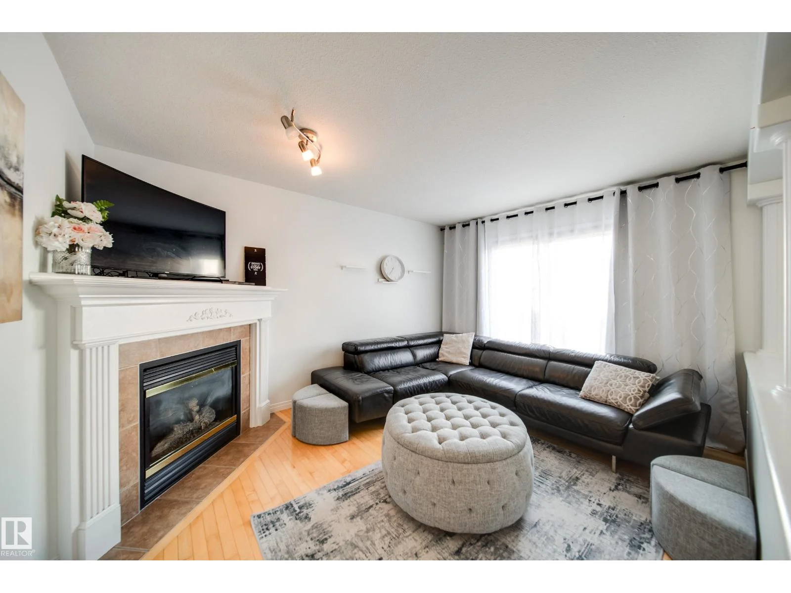 3716 160A AV NW, Edmonton - 2 bedroom Duplex for sale