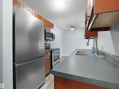 Interior photo 4 of 1460 LAKEWOOD RD W NW