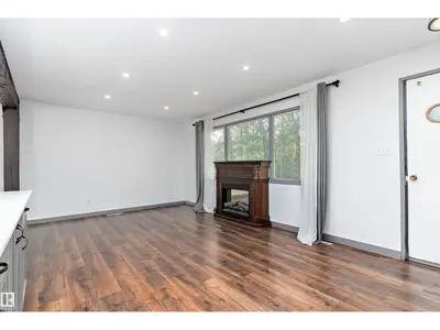 Interior photo 4 of 53241 RGE ROAD 215