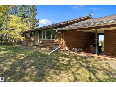 Interior photo 2 of 53241 RGE ROAD 215