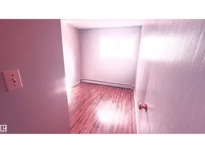 Interior photo 4 of #2 11265 31 AV NW