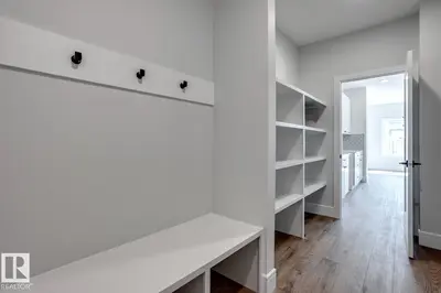 Interior photo 4 of 54 FICUS WY