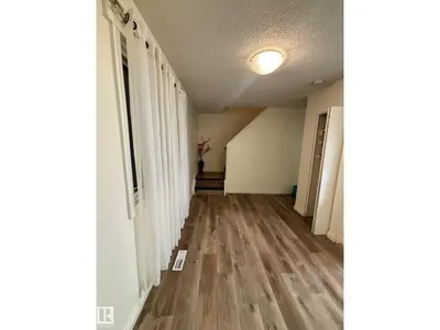 Interior photo 3 of 107 WOODSTOCK NW