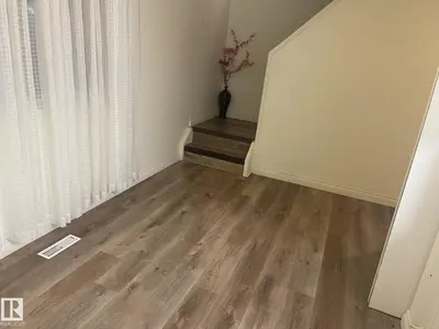 Interior photo 2 of 107 WOODSTOCK NW