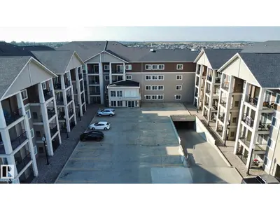 Interior photo 1 of #112 105 WEST HAVEN DR