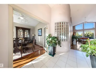 Interior photo 1 of 201 ERIN RIDGE DR