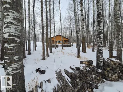 Interior photo 1 of 52123 RGE ROAD 25