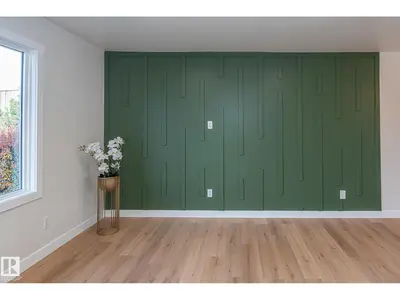 Interior photo 1 of 6807 98A AV NW