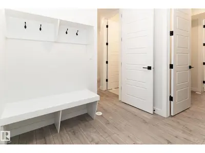 Interior photo 3 of 285 GLENRIDDING RAVINE RD SW