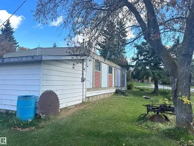 Interior photo 2 of #22A 20575 WYE RD NE