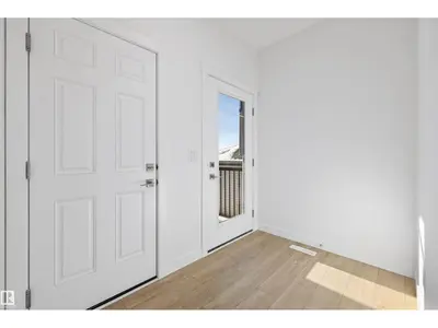 Interior photo 1 of 4184 KINGLET DR NW