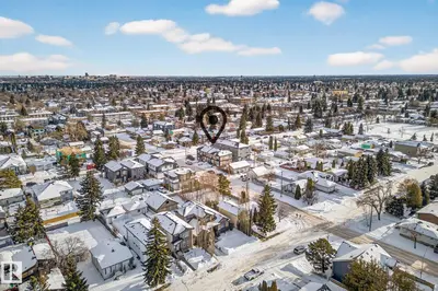 Interior photo 4 of #5 15805 97 AVE NW