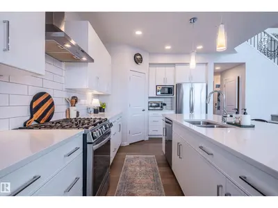 Interior photo 4 of 37 RHEA CR