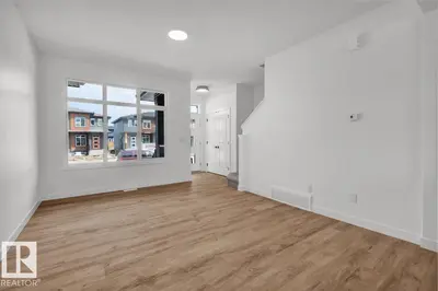 Interior photo 2 of 1315 KESWICK DR SW