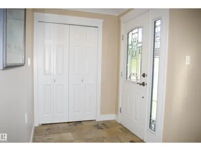 Interior photo 2 of 168 WARWICK RD NW