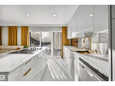 Interior photo 4 of 11A MEADOWLARK VG NW