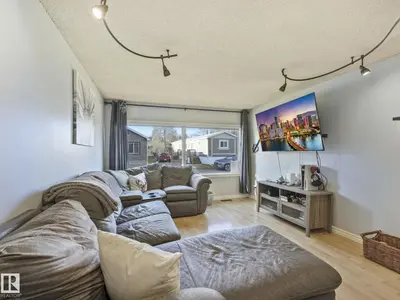 Interior photo 1 of 429 Westview CL NW