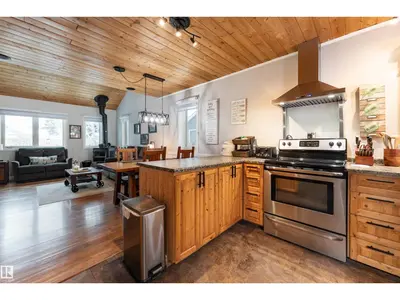 Interior photo 4 of 4719 52A ST