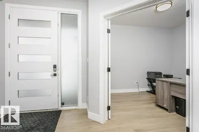 Interior photo 1 of 37 BRUNSWYCK CR