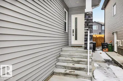 Interior photo 4 of 5320 Kimball PL SW