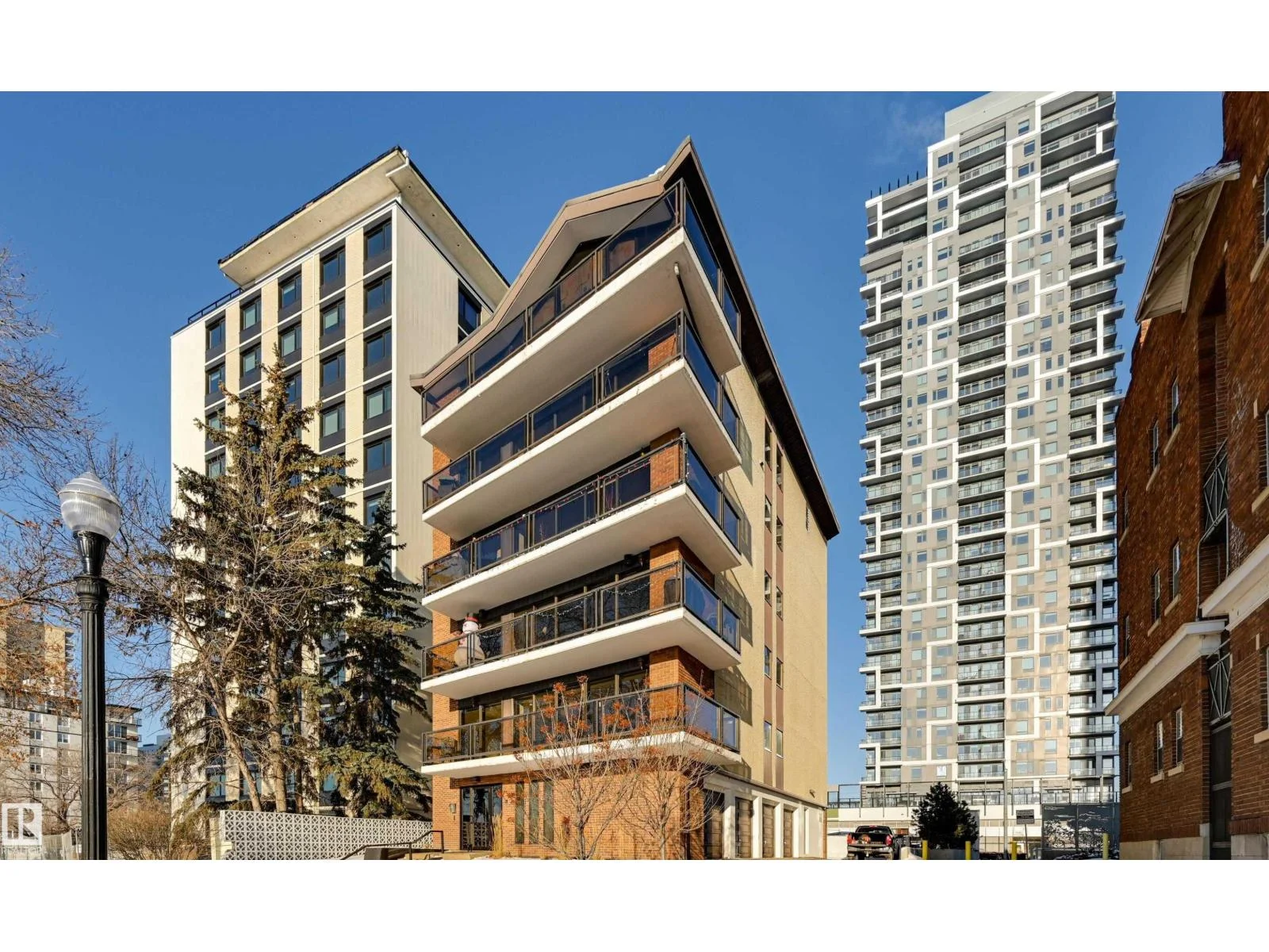 #1 11960 100 AV NW, Edmonton - 1 bedroom Apartment for sale