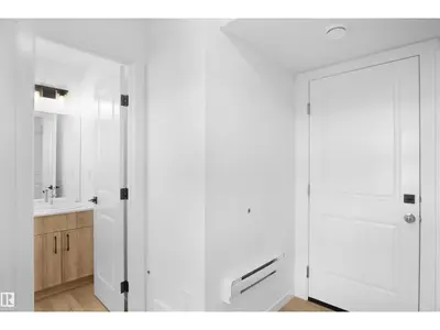 Interior photo 4 of 4189 Kinglet DR NW