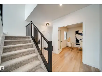 Interior photo 4 of 3 Cloutier CL