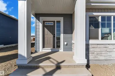 Interior photo 1 of 752 MATTSON DR SW