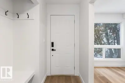 Interior photo 4 of 324 Grandin Village