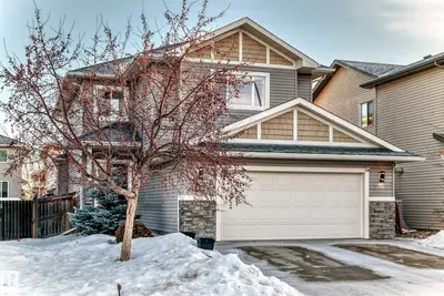 Interior photo 2 of 28 HILLDOWNS DR