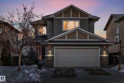 Interior photo 1 of 28 HILLDOWNS DR