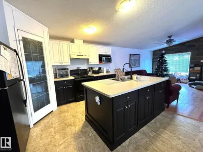 Interior photo 2 of 4732 54 AV