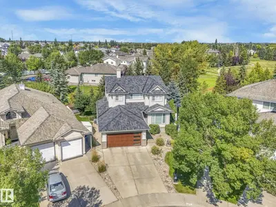 Interior photo 3 of 223 ORMSBY ROAD EAST NW