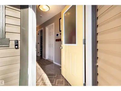 Interior photo 3 of 112 KIRPATRICK WY