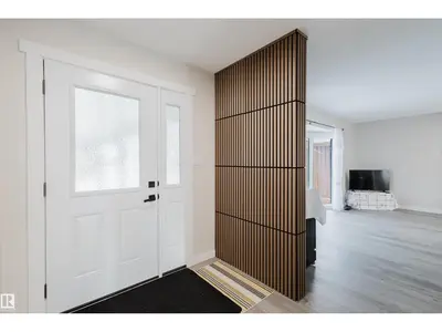 Interior photo 2 of 10423 35 AV NW