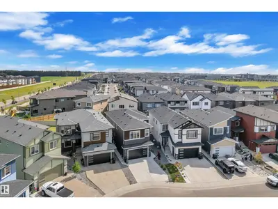 Interior photo 2 of 1809 18A AV NW