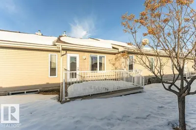 Interior photo 2 of #53 8602 SOUTHFORT DR