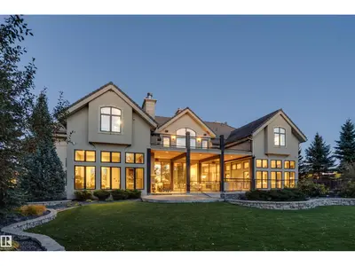 Interior photo 1 of 56 WINDERMERE DR SW