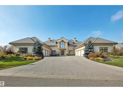 Interior photo 3 of 56 WINDERMERE DR SW