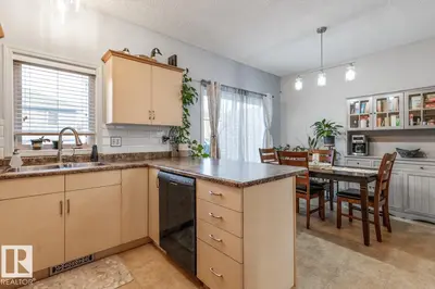 Interior photo 4 of #16 5102 30 AV