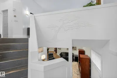 Interior photo 3 of 142 HIGHGROVE TC