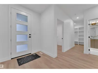 Interior photo 2 of 1727 60 AV