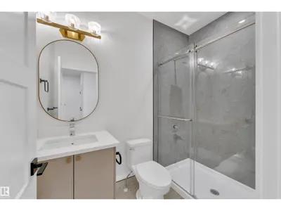 Interior photo 4 of 1727 60 AV