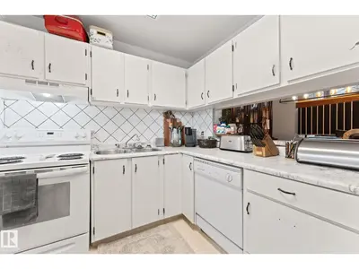 Interior photo 3 of 6063 35A AV NW