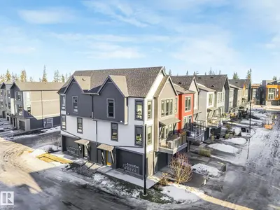 Interior photo 2 of #117 1304 RUTHERFORD RD SW