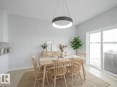 Interior photo 2 of 17624 4 ST NE